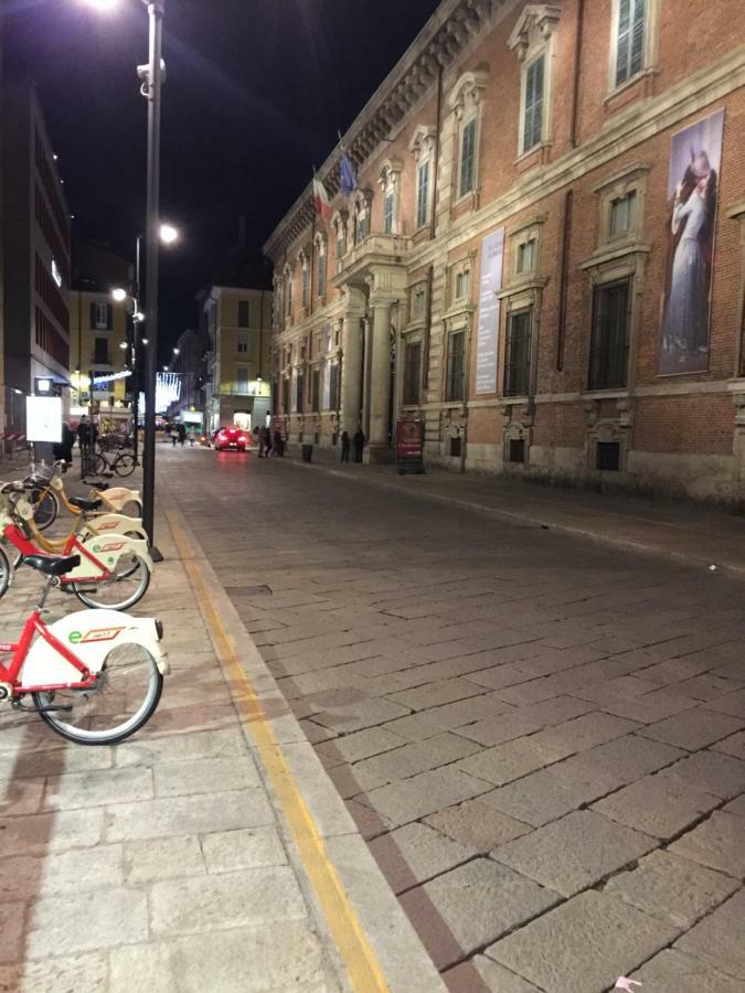 Appartamento Milano Экстерьер фото